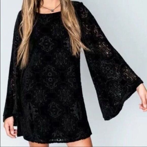 Show Me Your MuMu Dresses & Skirts - NEW Show Me Your Mumu Size Medium Black Velvet Burnout Bell Sleeve Mini Dress